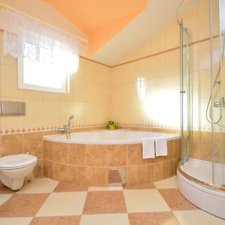 Apartmán Mladen-3 By Interhome *