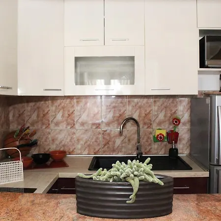 Apartamento Mladen-3 By Interhome