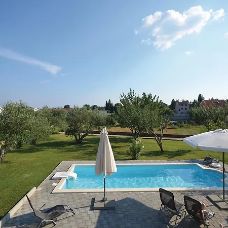 Apartamento Mladen-3 By Interhome *