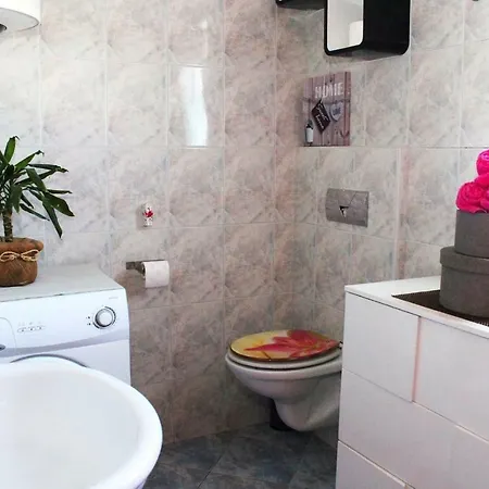Apartamento Mladen-3 By Interhome