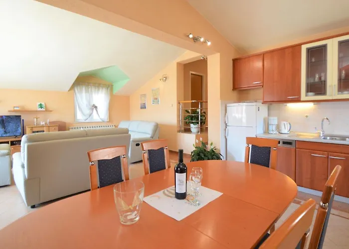 Mladen-3 By Interhome * ヴォディツェ