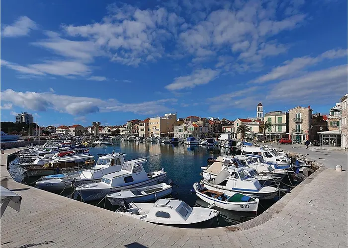 Mladen-3 By Interhome *